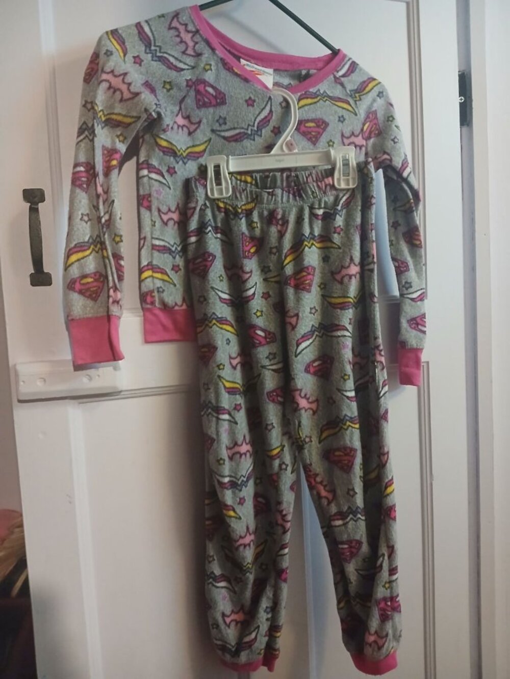 DC Super Hero Girls Pajama Set Size M